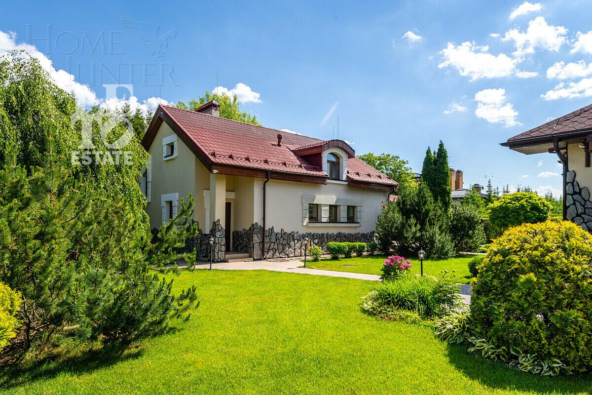 2-этажный коттедж 734.2 м² с отделкой