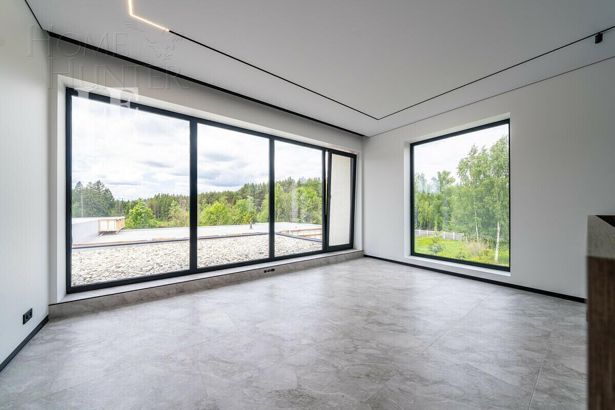 2-этажный коттедж 340 м² с отделкой