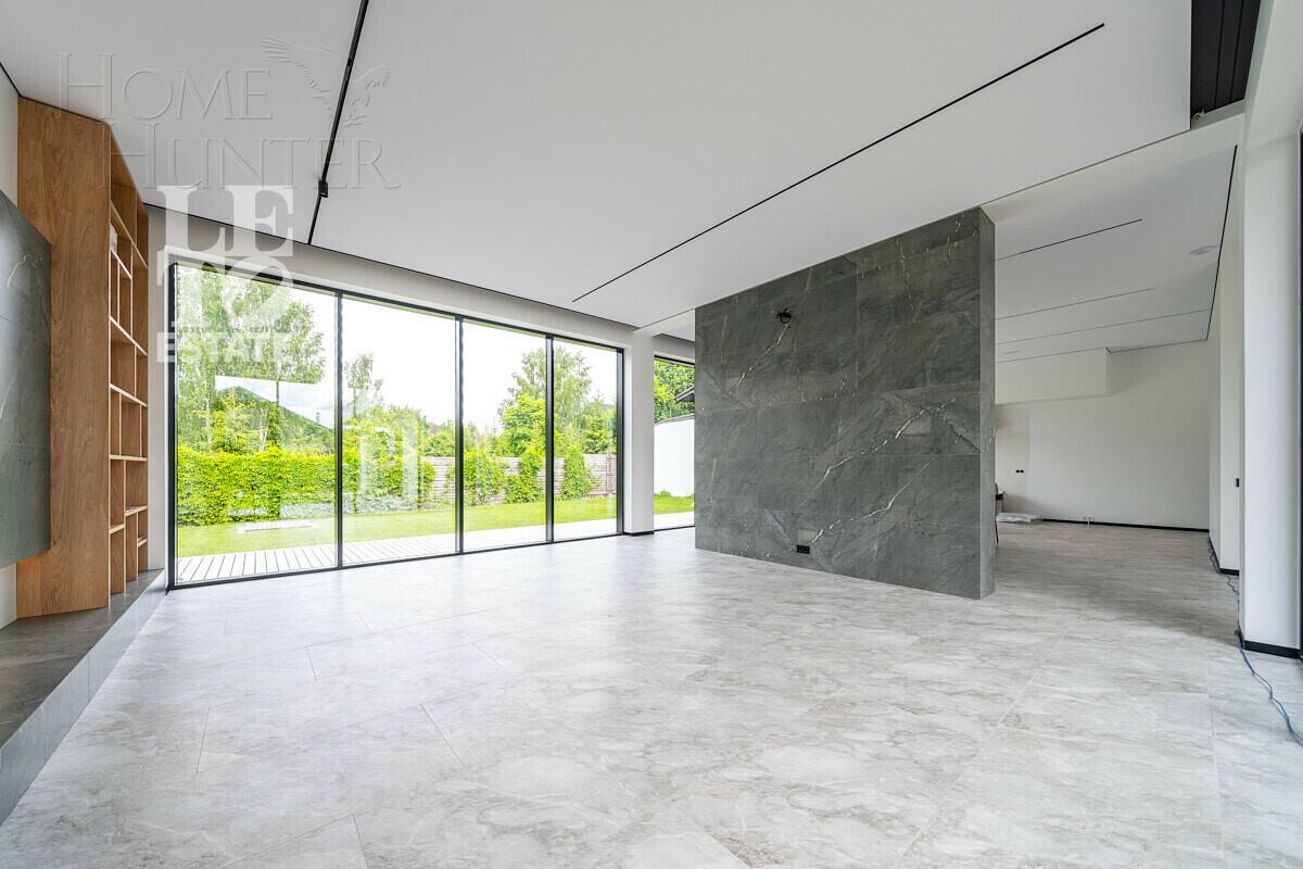 2-этажный коттедж 340 м² с отделкой