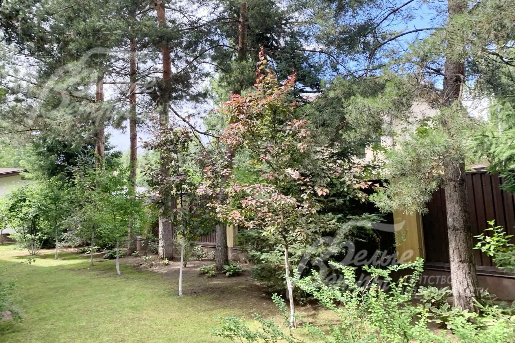 2-этажный коттедж 450 м² с отделкой