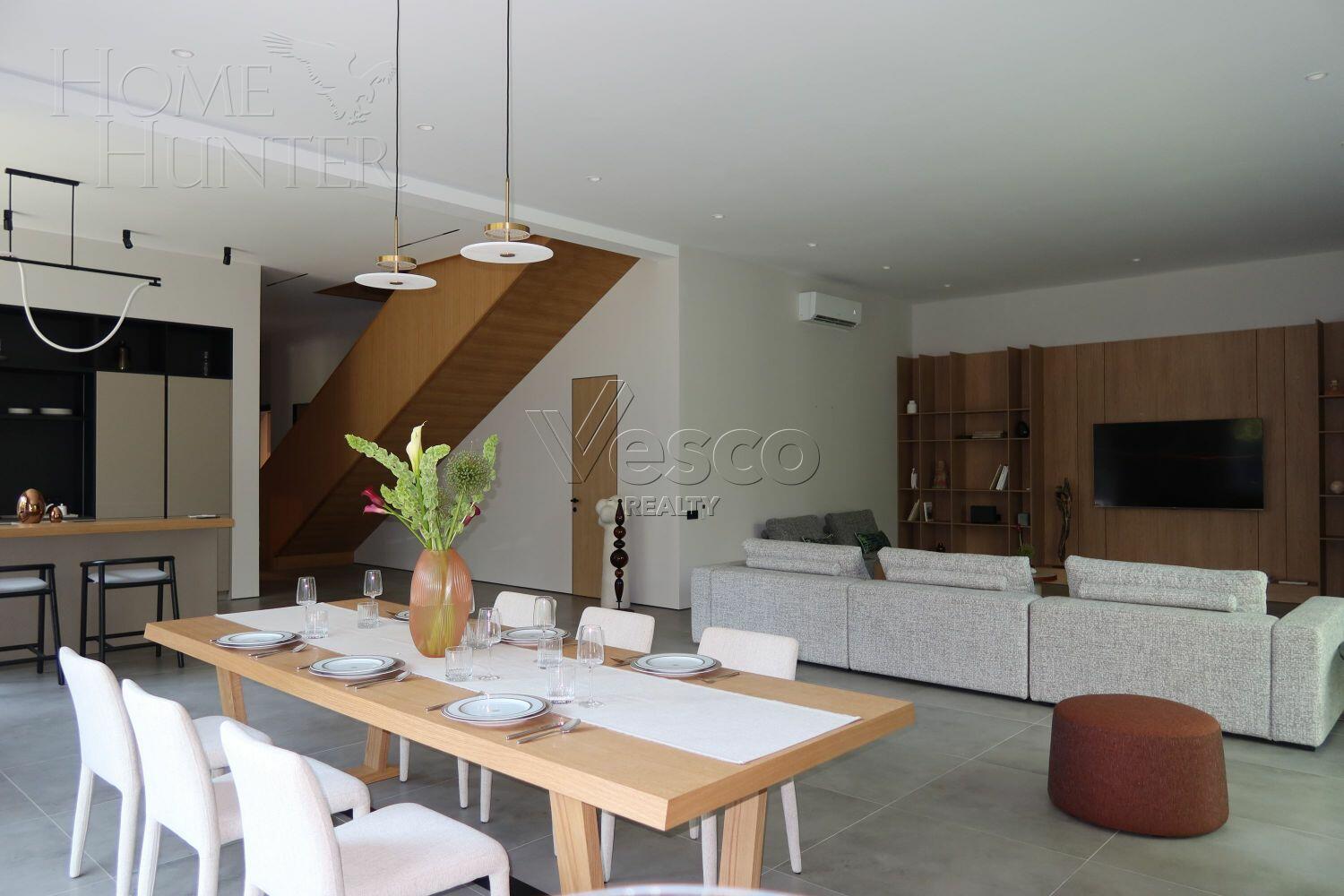 2-этажный коттедж 750 м² с отделкой