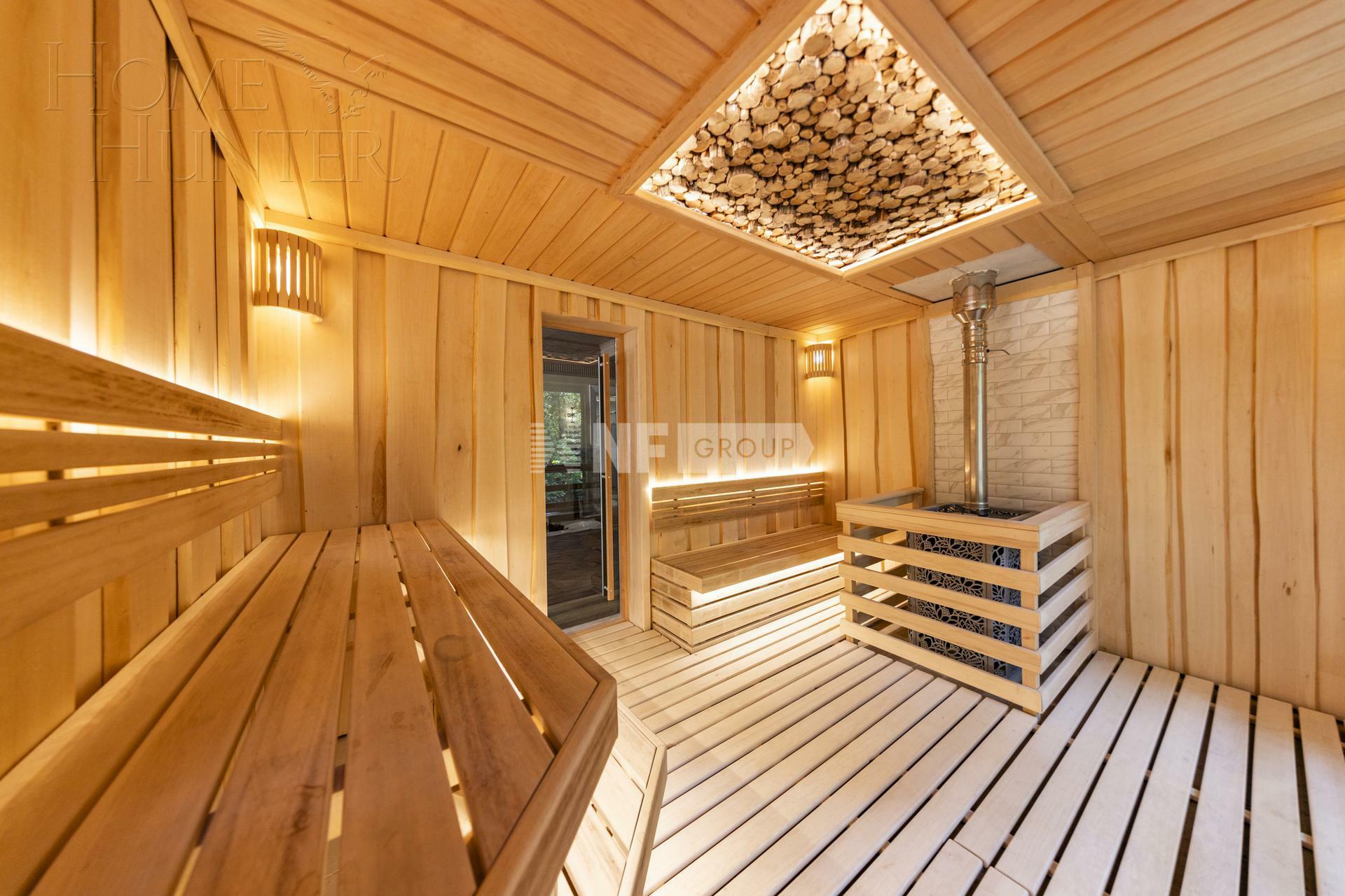 3-этажный коттедж 1 800 м² с отделкой