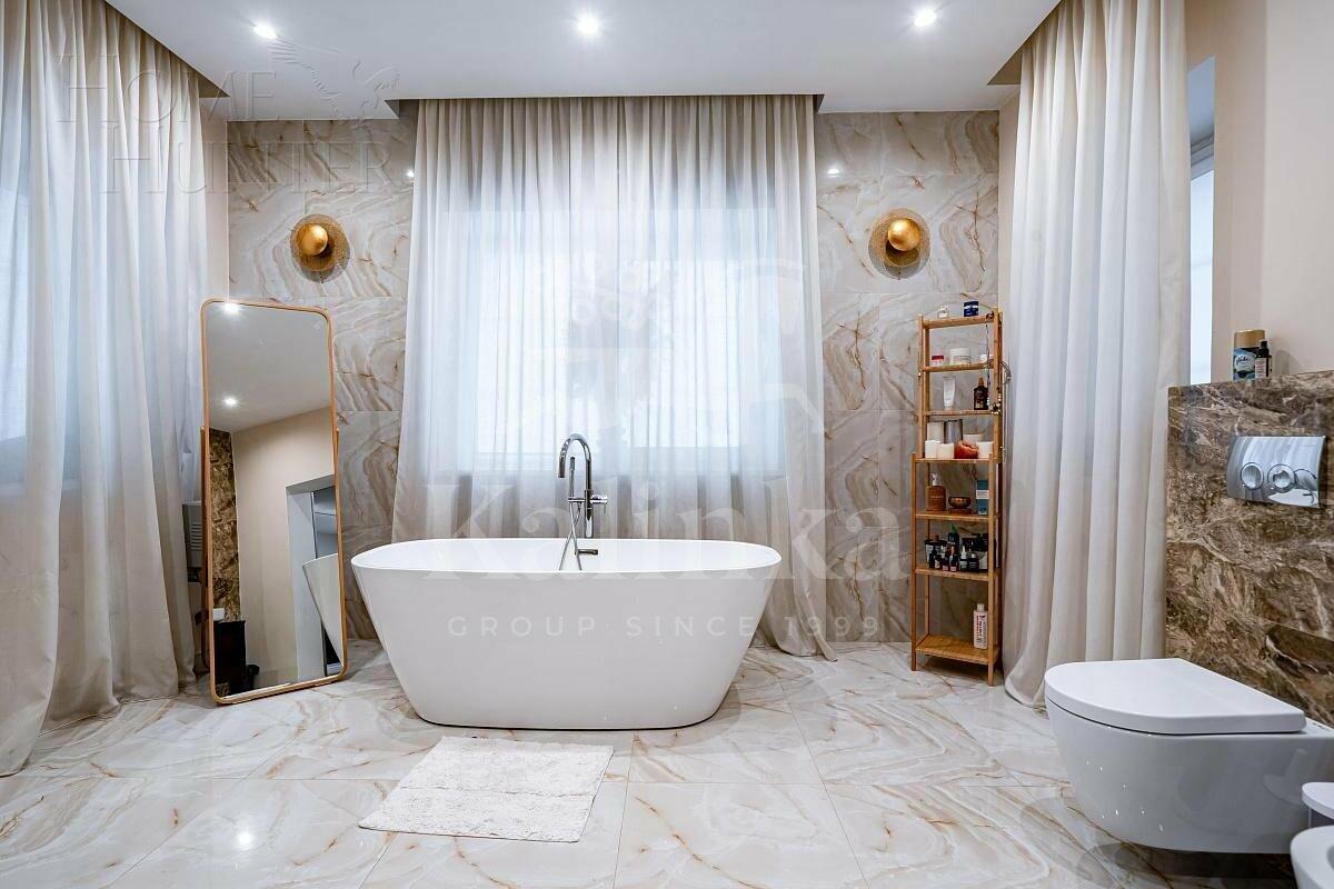 2-этажный коттедж 560 м² с отделкой