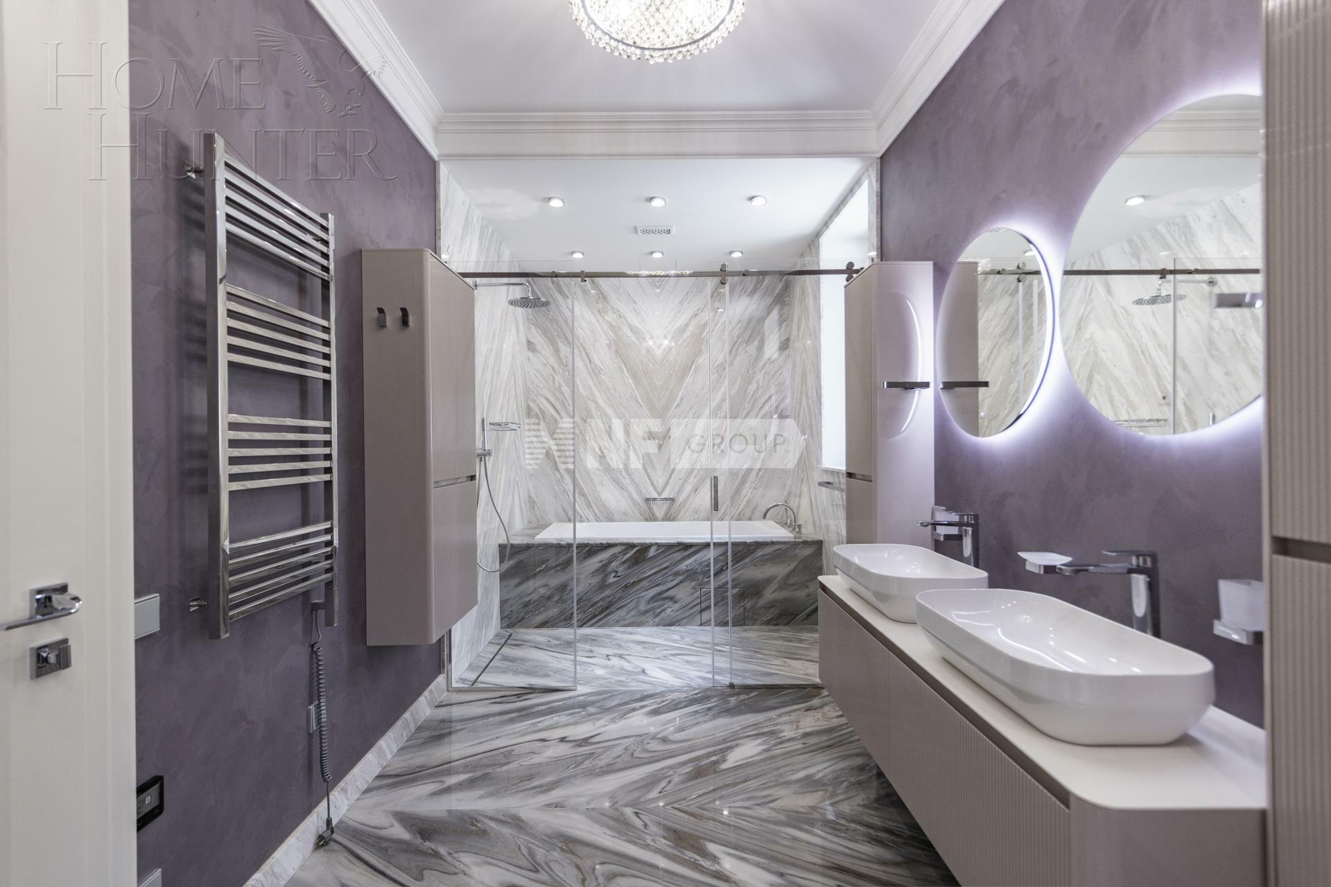 3-этажный коттедж 1 800 м² с отделкой