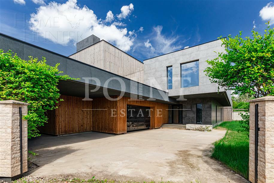 2-этажный коттедж 917.6 м² без отделки