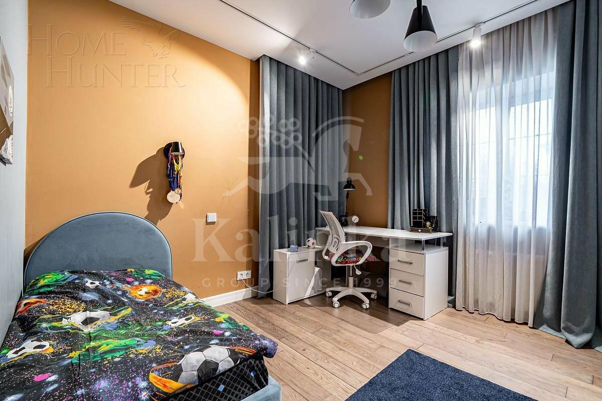 2-этажный коттедж 560 м² с отделкой