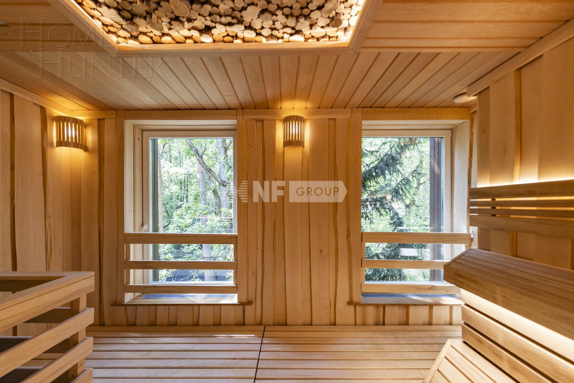 3-этажный коттедж 1 800 м² с отделкой