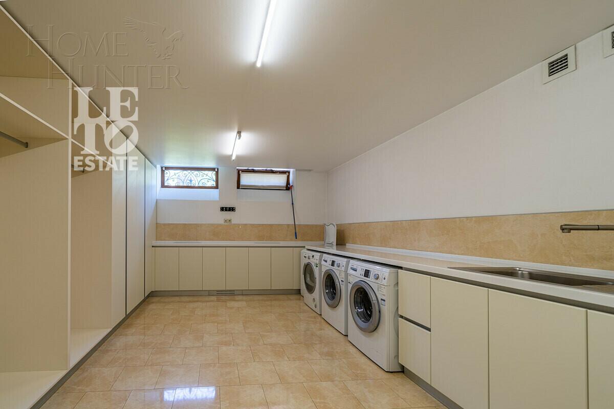 2-этажный коттедж 734.2 м² с отделкой