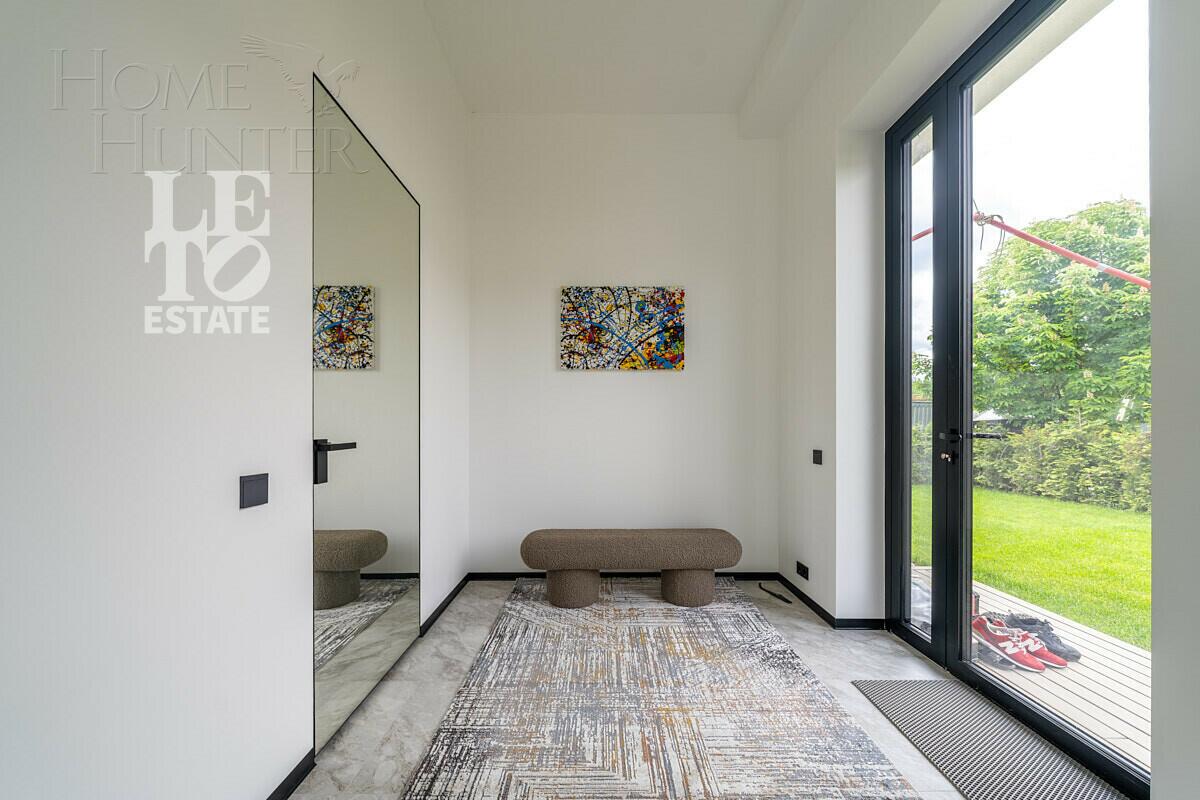 2-этажный коттедж 340 м² с отделкой