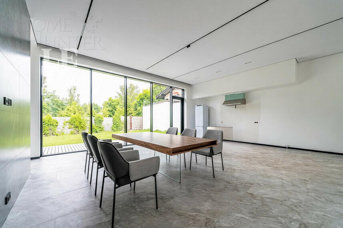 2-этажный коттедж 340 м² с отделкой