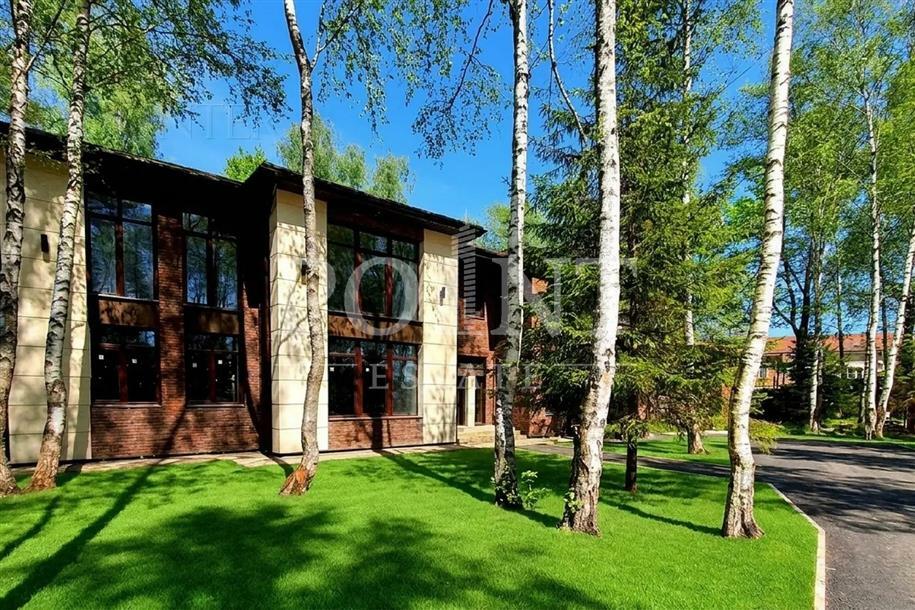 2-этажный коттедж 500 м² без отделки