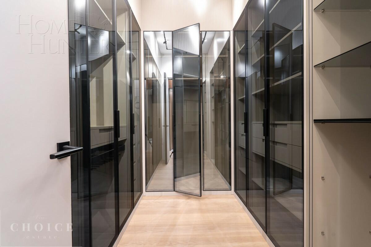 2-этажный коттедж 1 317 м² с отделкой