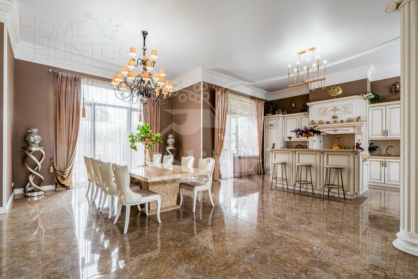 2-этажный коттедж 600 м² с отделкой