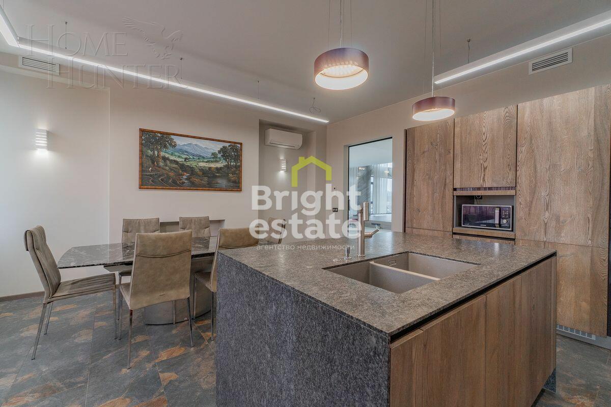 2-этажный коттедж 728.8 м² с отделкой