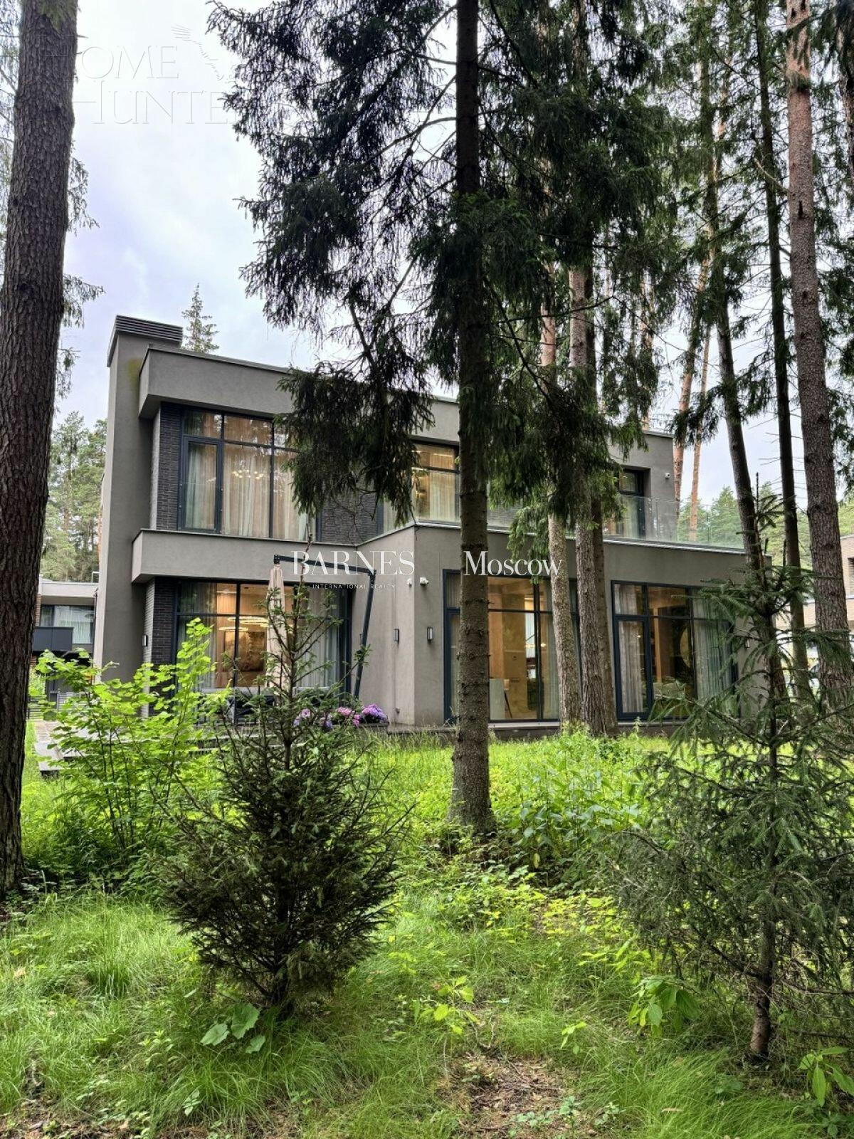 2-этажный коттедж 380 м² с отделкой