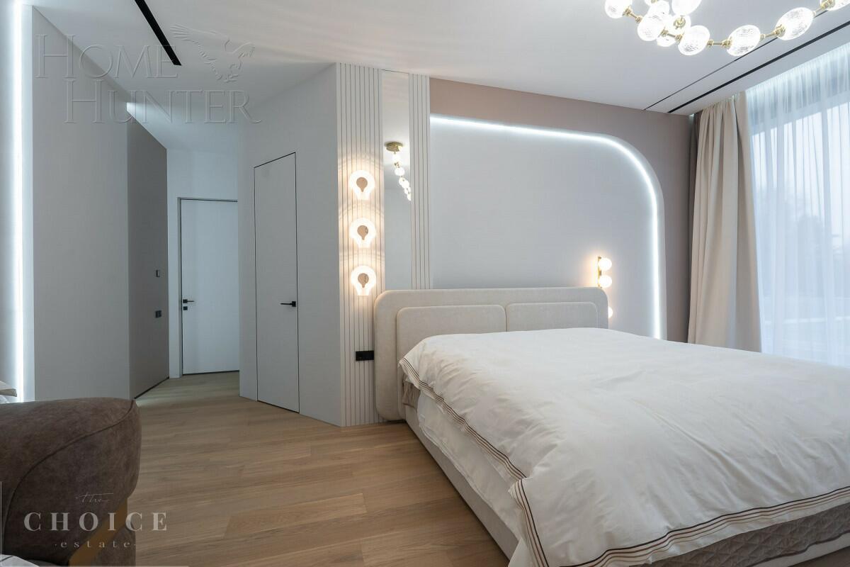 2-этажный коттедж 1 317 м² с отделкой