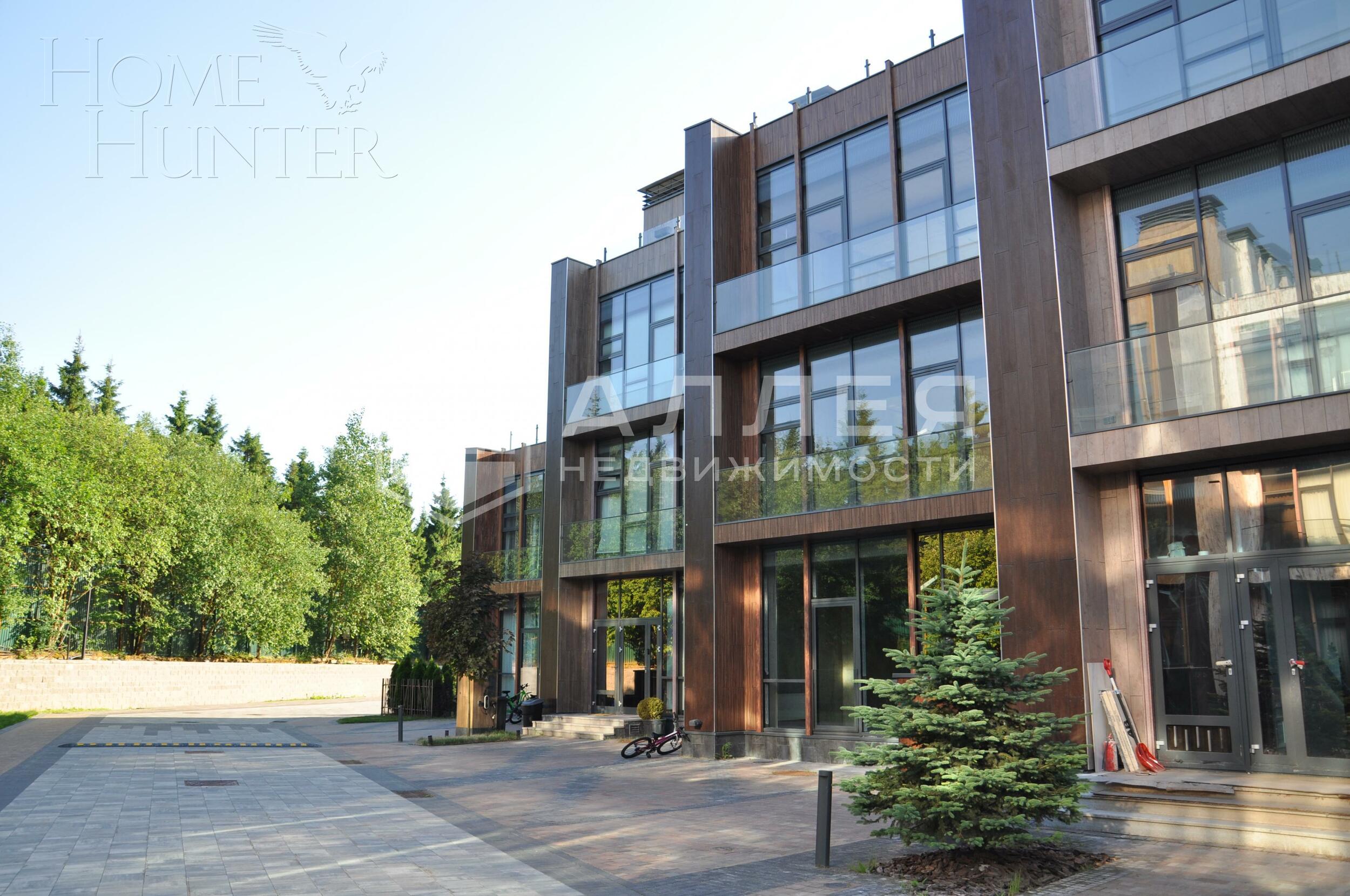 3-этажный таунхаус 240 м² без отделки