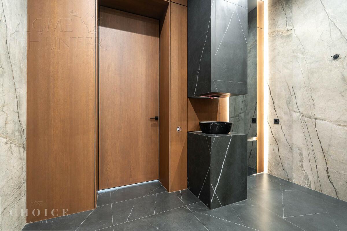 2-этажный коттедж 1 317 м² с отделкой