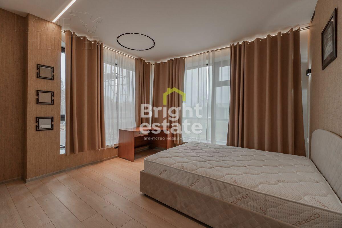 2-этажный коттедж 728.8 м² с отделкой