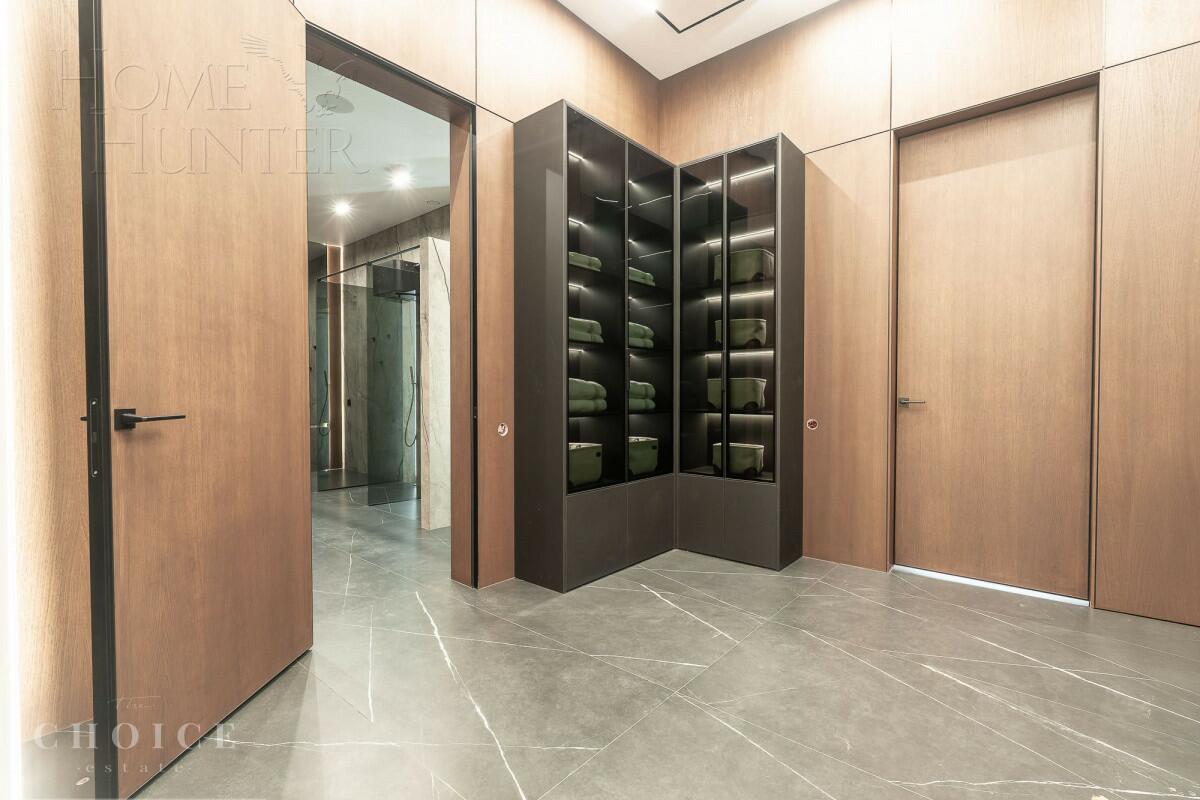 2-этажный коттедж 1 317 м² с отделкой