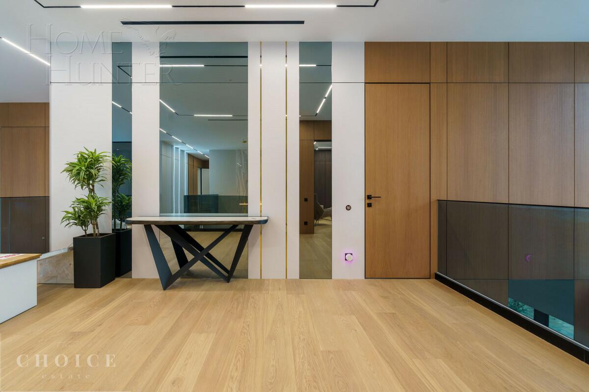 2-этажный коттедж 1 317 м² с отделкой