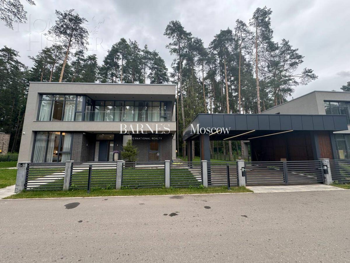 2-этажный коттедж 380 м² с отделкой