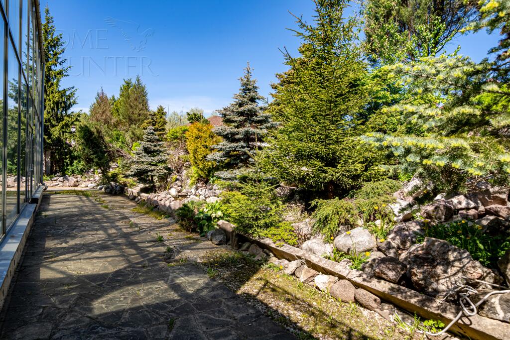 2-этажный коттедж 2 100 м² без отделки