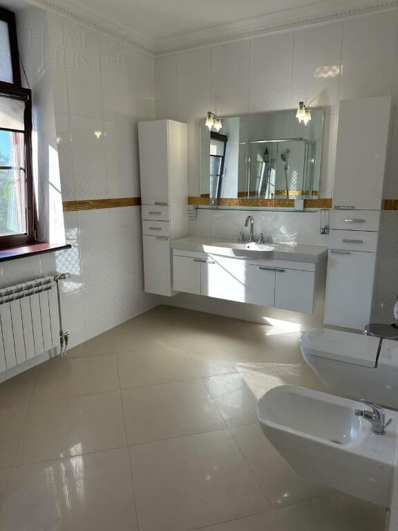 2-этажный коттедж 483.4 м² с отделкой