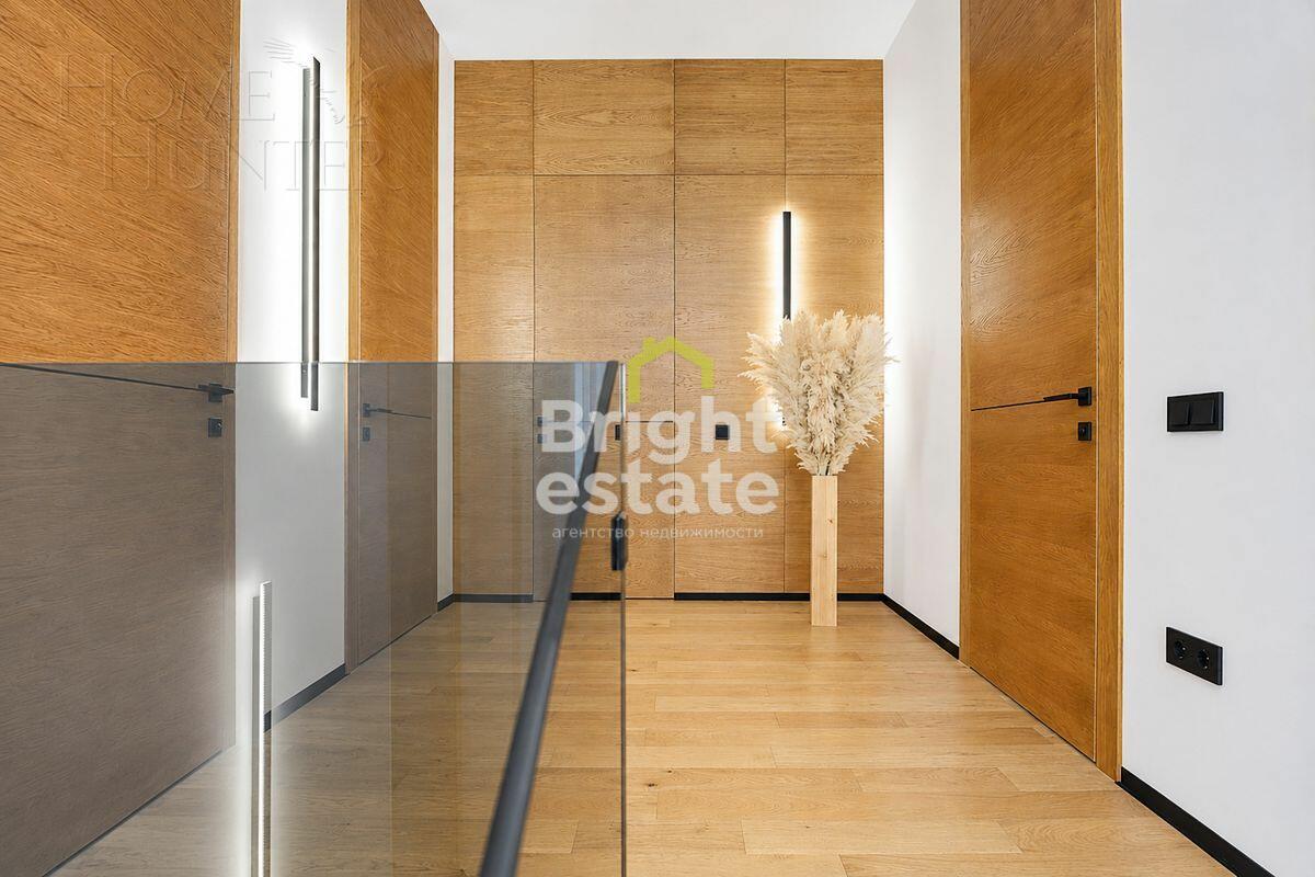 2-этажный коттедж 340 м² с отделкой