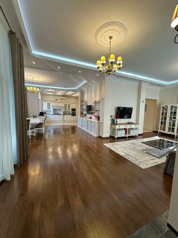 2-этажный коттедж 483.4 м² с отделкой