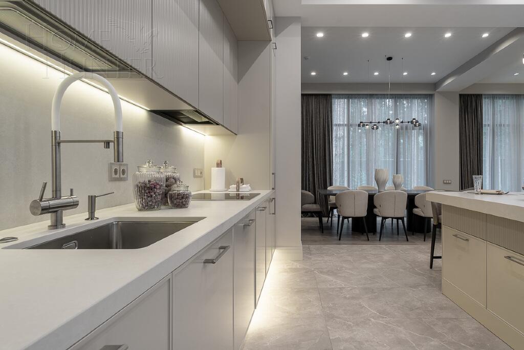 2-этажный коттедж 380 м² с отделкой