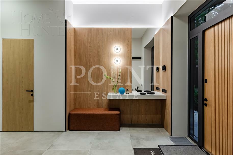 2-этажный коттедж 750 м² с отделкой