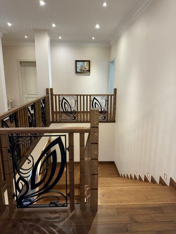 2-этажный коттедж 483.4 м² с отделкой