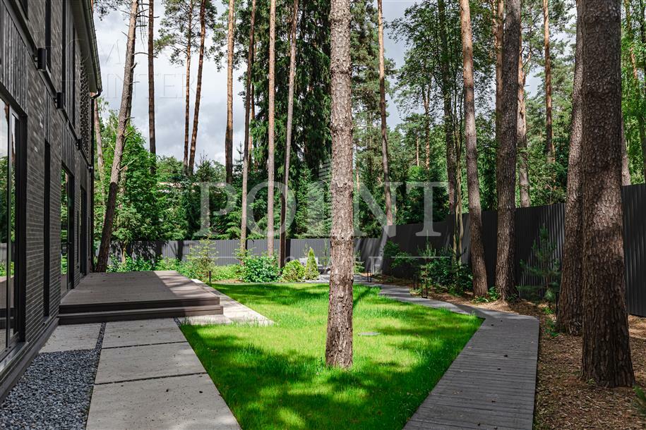 2-этажный коттедж 750 м² с отделкой