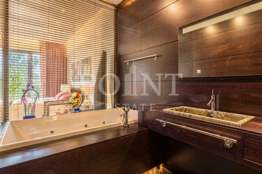 4-КОМН. КВАРТИРА С ОТДЕЛКОЙ 210 М² НА 5 ЭТАЖЕ