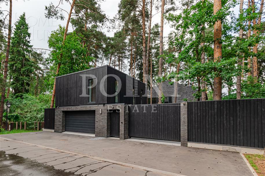 2-этажный коттедж 750 м² с отделкой