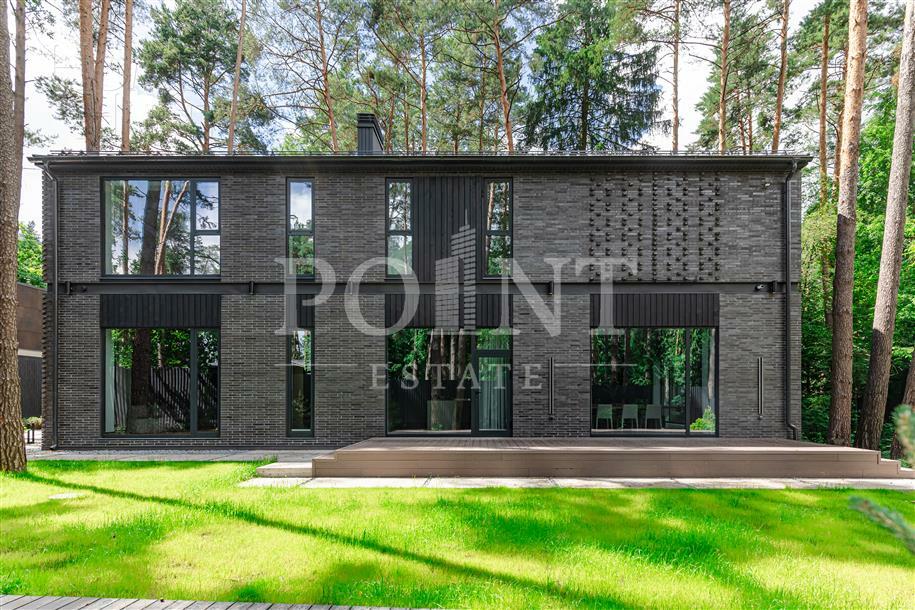 2-этажный коттедж 750 м² с отделкой