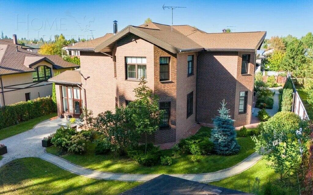 2-этажный коттедж 483.4 м² с отделкой