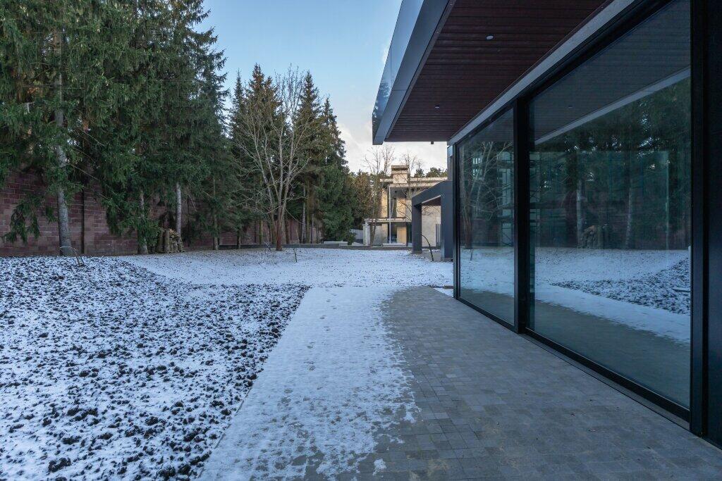 2-этажный коттедж 1 325 м² без отделки