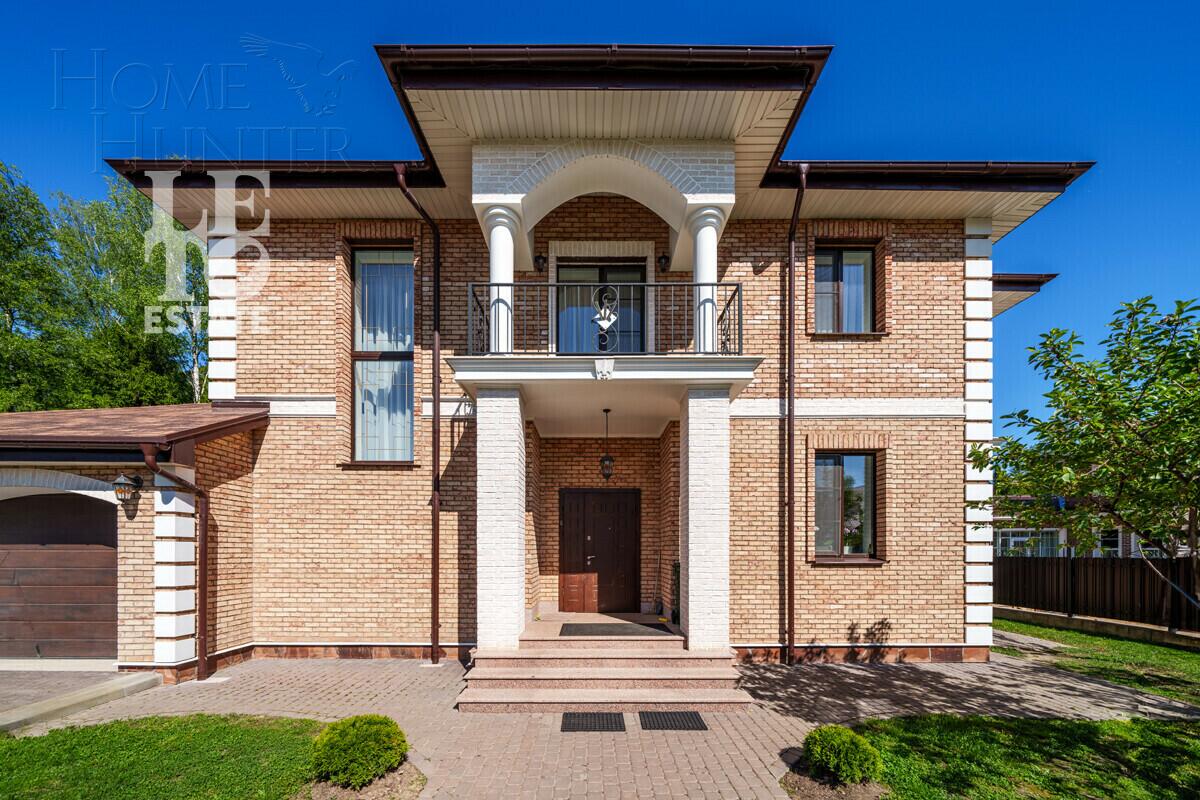 2-этажный коттедж 310.2 м² с отделкой