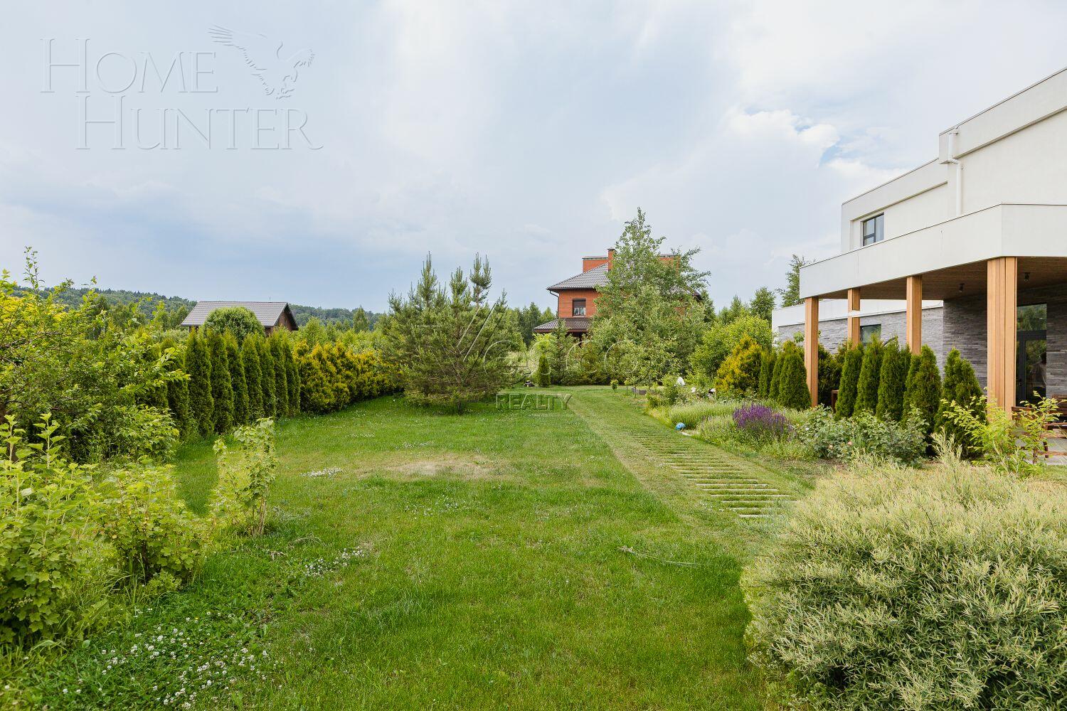 2-этажный коттедж 350 м² с отделкой