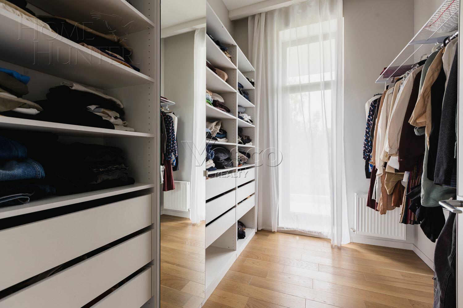 2-этажный коттедж 350 м² с отделкой