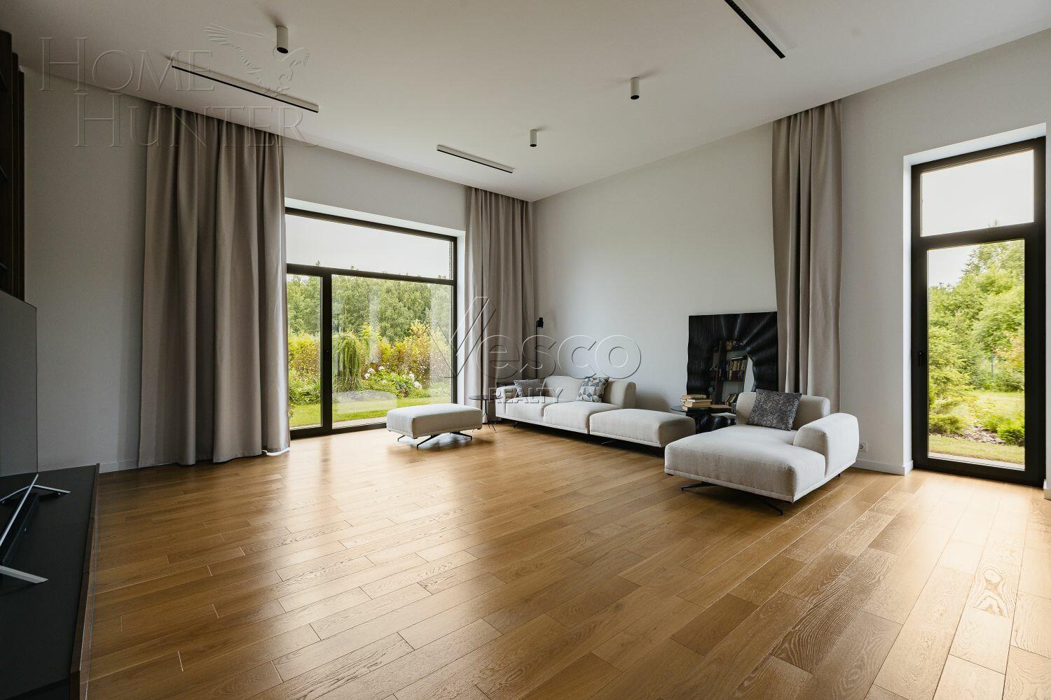 2-этажный коттедж 350 м² с отделкой