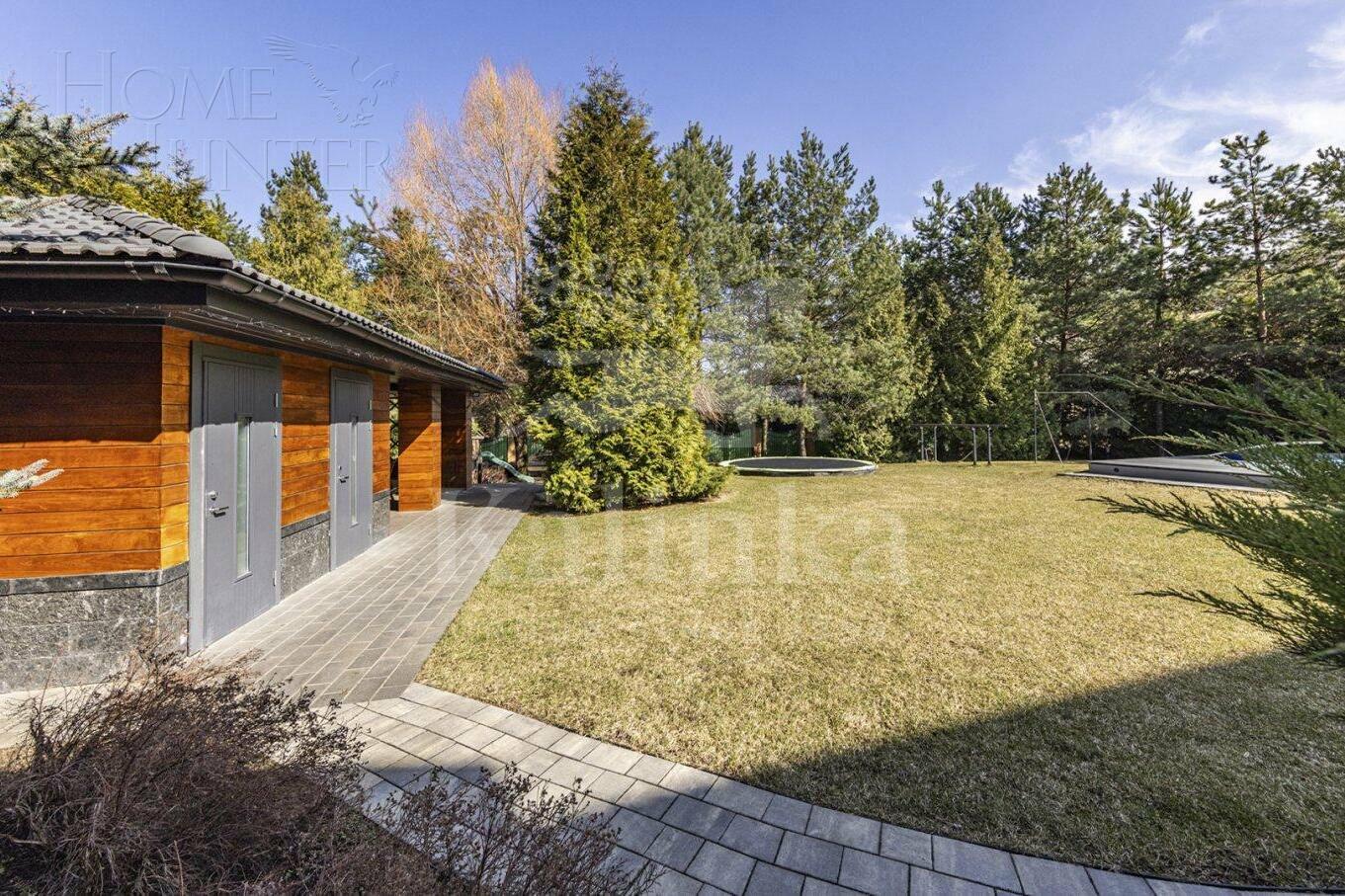 2-этажный коттедж 600 м² с отделкой