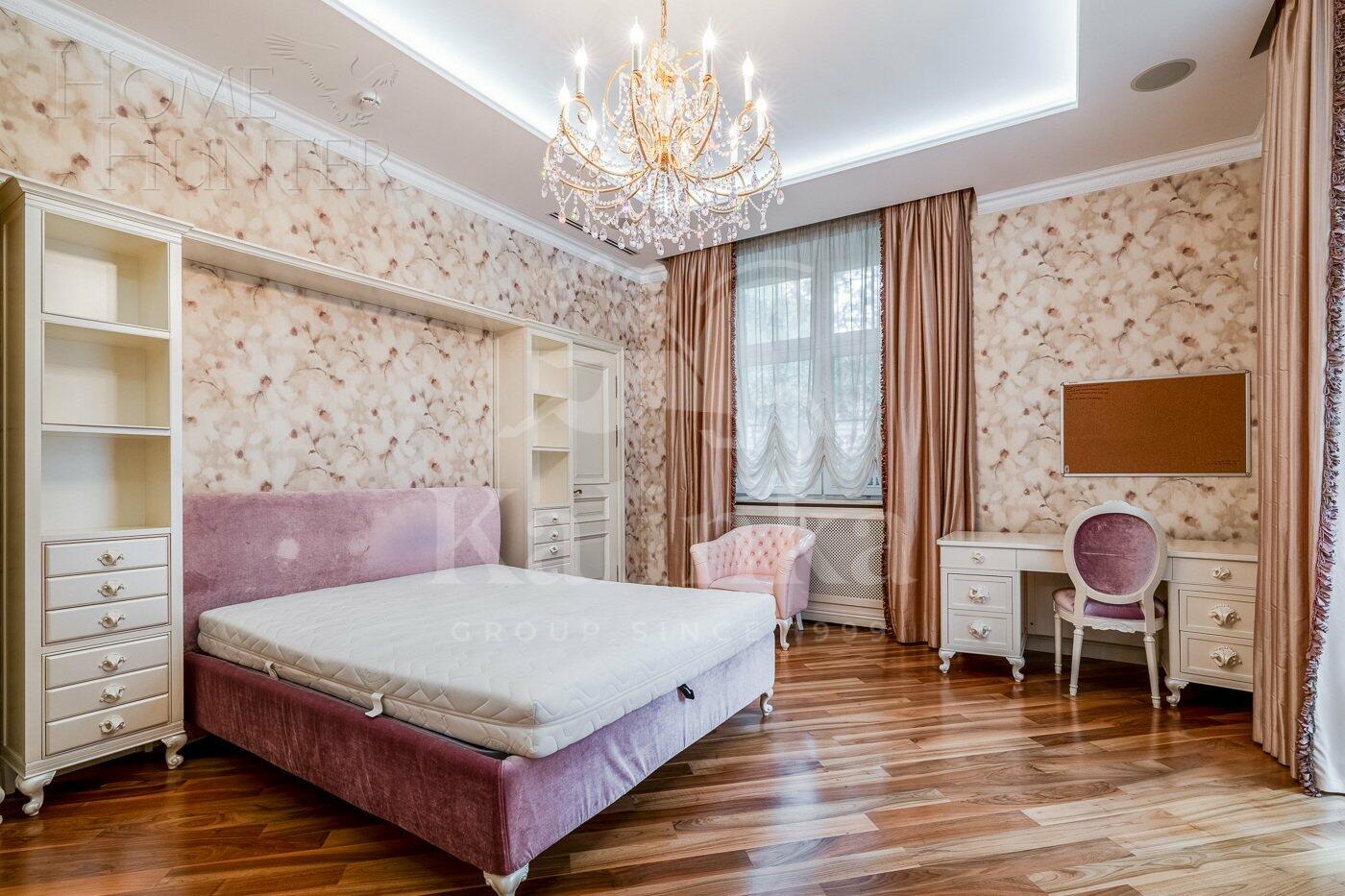 2-этажный коттедж 1 122 м² с отделкой