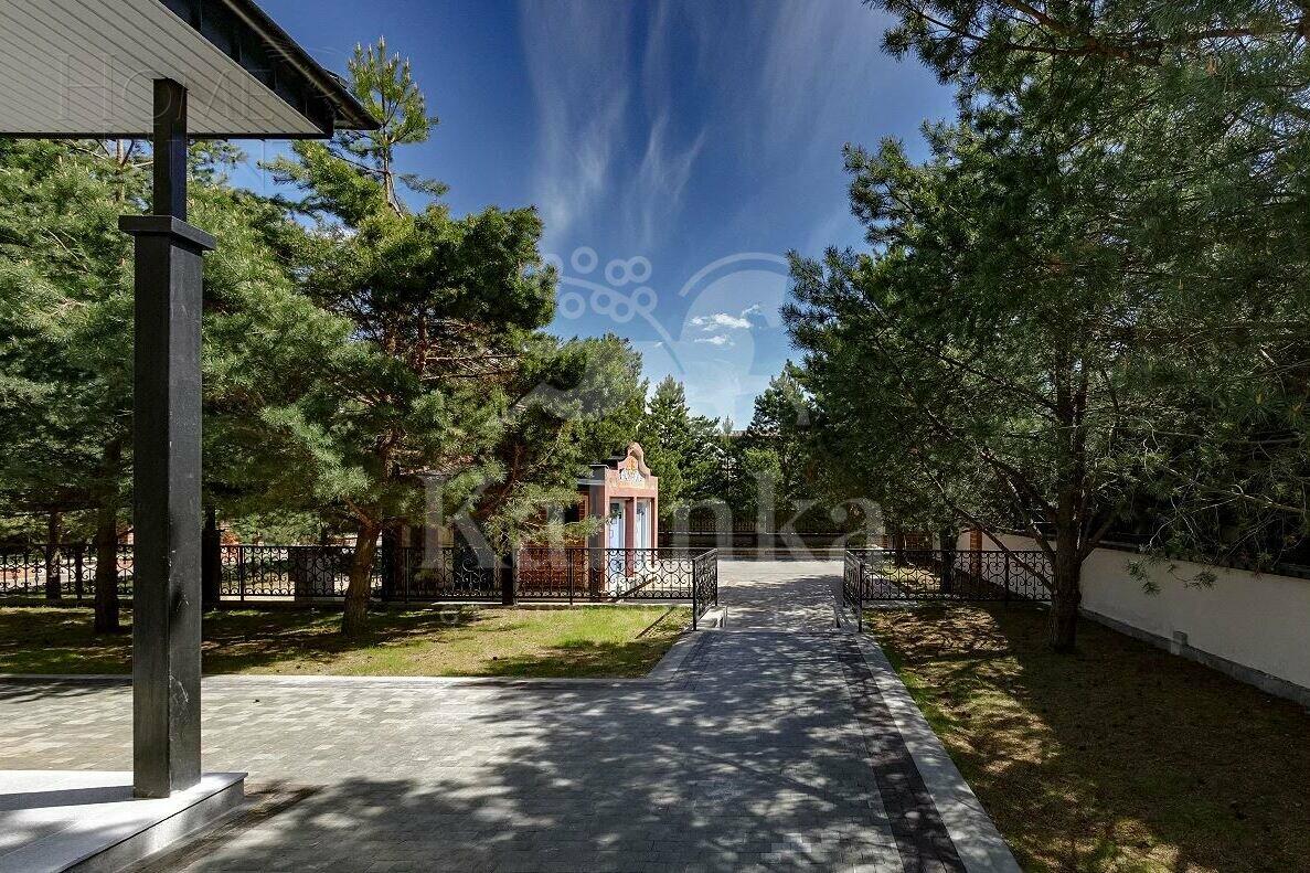 2-этажный коттедж 445.4 м² с отделкой