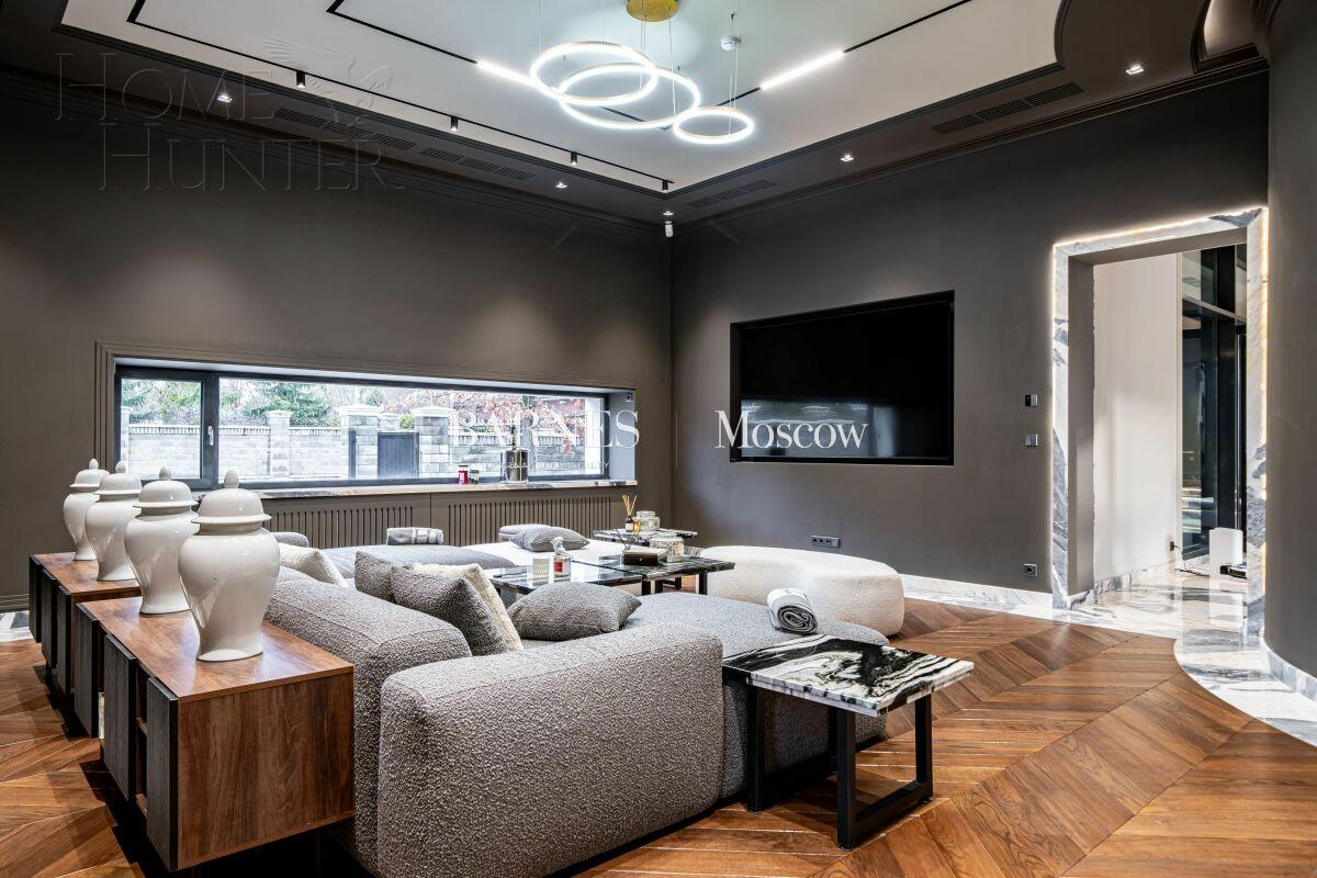 2-этажный коттедж 2 430 м² с отделкой