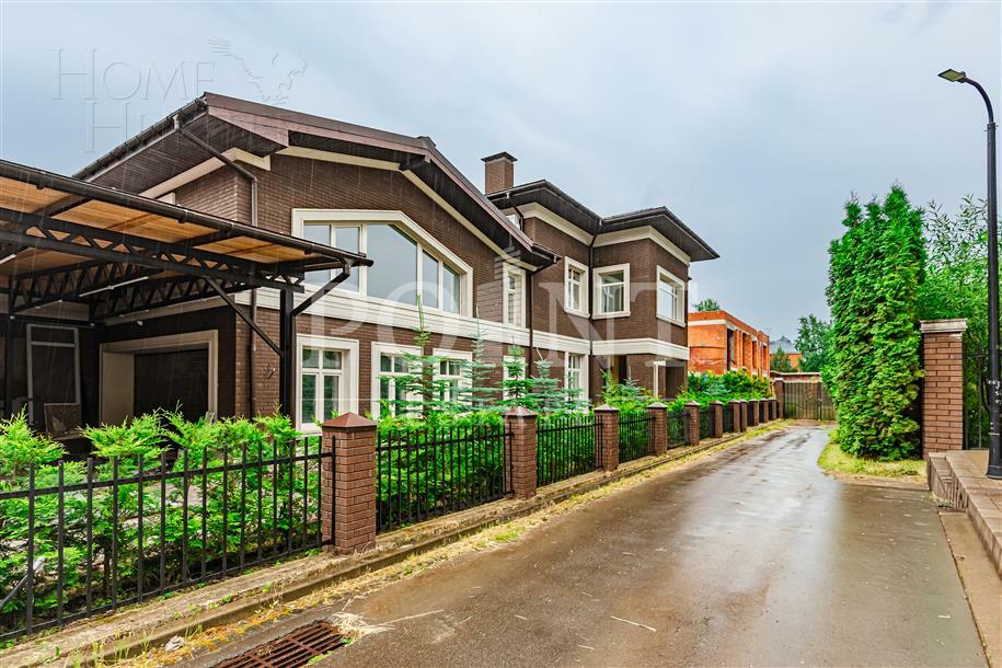 2-этажный коттедж 750 м² без отделки