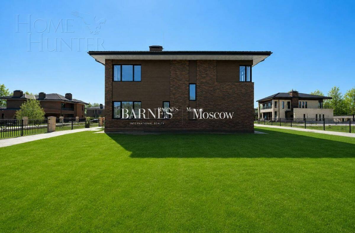 2-этажный коттедж 492 м² без отделки
