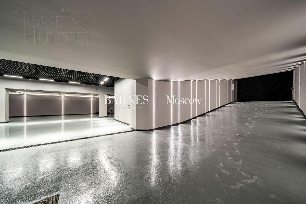 2-этажный коттедж 2 430 м² с отделкой